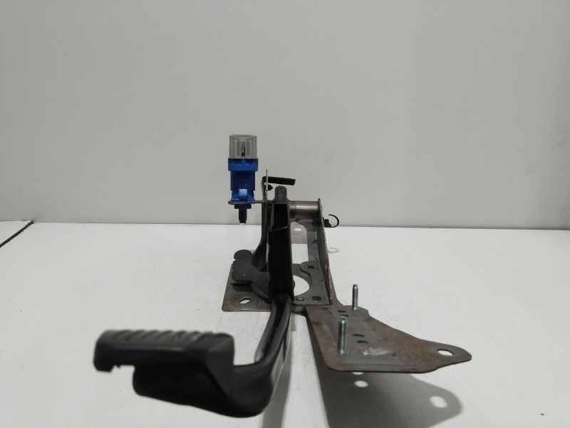 Recambio de pedal freno para ford transit connect monospace 1.5 tdci referencia OEM IAM AV612467AF  