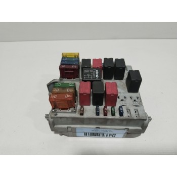 CAJA RELES / FUSIBLES 46835597 