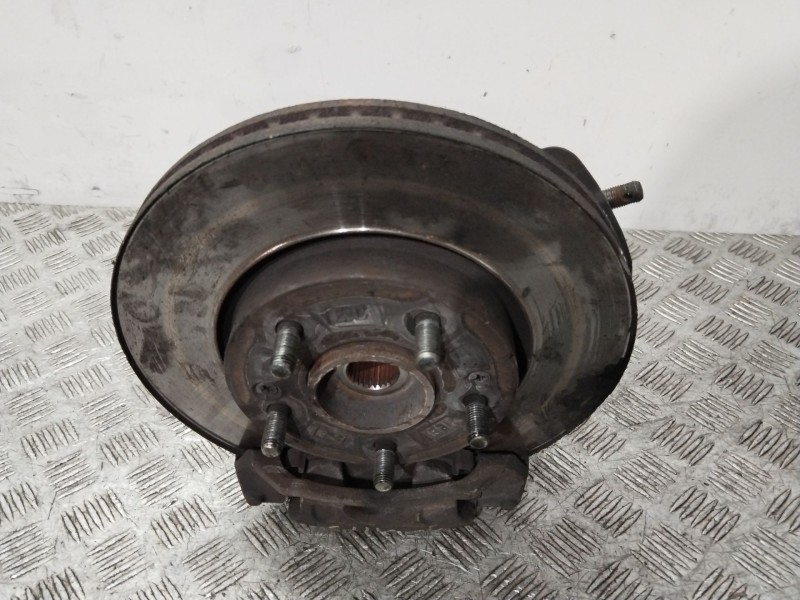 Recambio de mangueta delantera derecha para kia pro cee´d (ed) 1.6 referencia OEM IAM 517162H100  