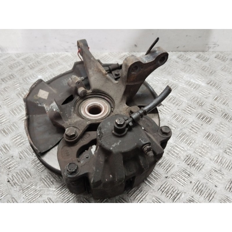 Recambio de mangueta delantera izquierda para hyundai elantra (xd) 2.0 crdi comfort (5-ptas.) referencia OEM IAM 517152D300  