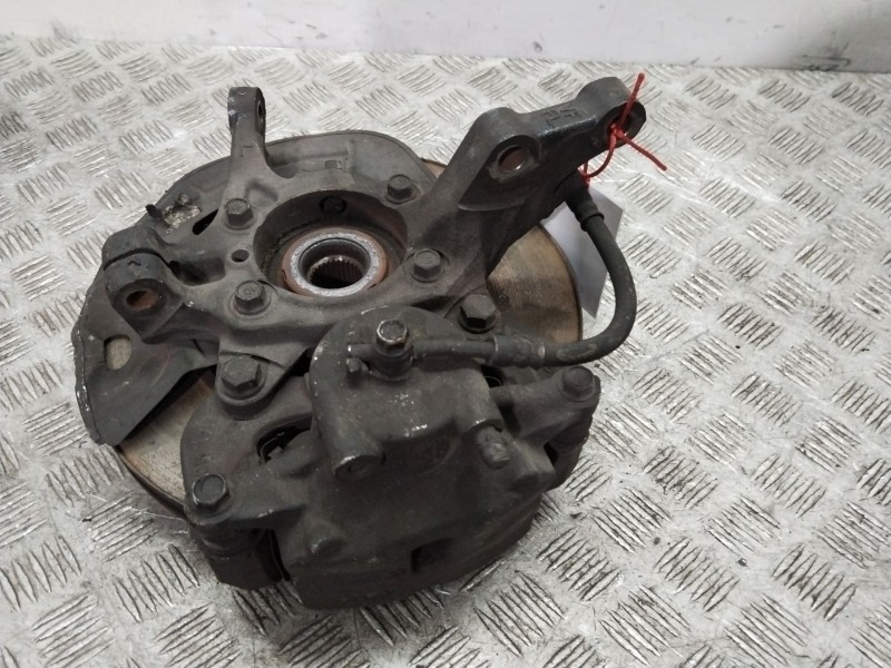 Recambio de mangueta delantera izquierda para hyundai i40 i (vf) 1.7 crdi referencia OEM IAM 517153Z000  