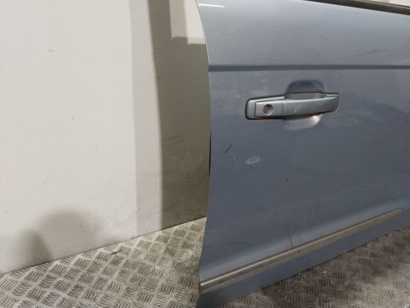 Recambio de puerta delantera derecha para ssangyong rodius i 2.7 xdi referencia OEM IAM 6200421202  