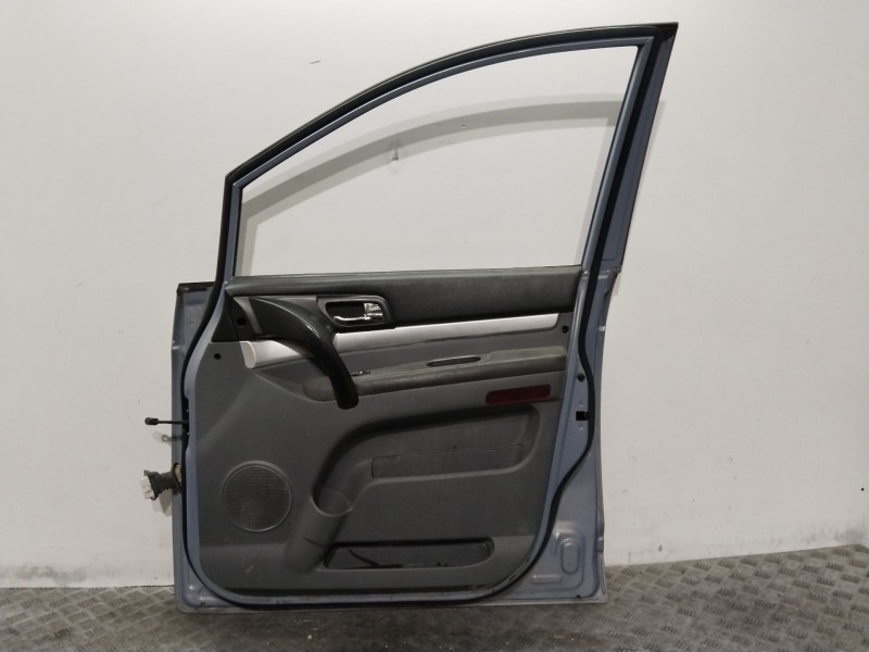Recambio de puerta delantera derecha para ssangyong rodius i 2.7 xdi referencia OEM IAM 6200421202  