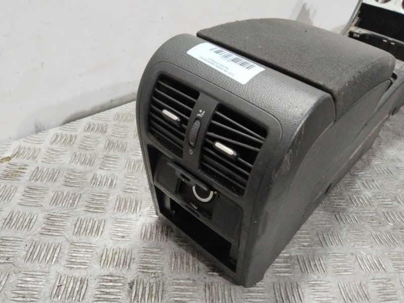 Recambio de consola central para volkswagen passat b6 (3c2) 2.0 tdi 16v referencia OEM IAM V0522402547  
