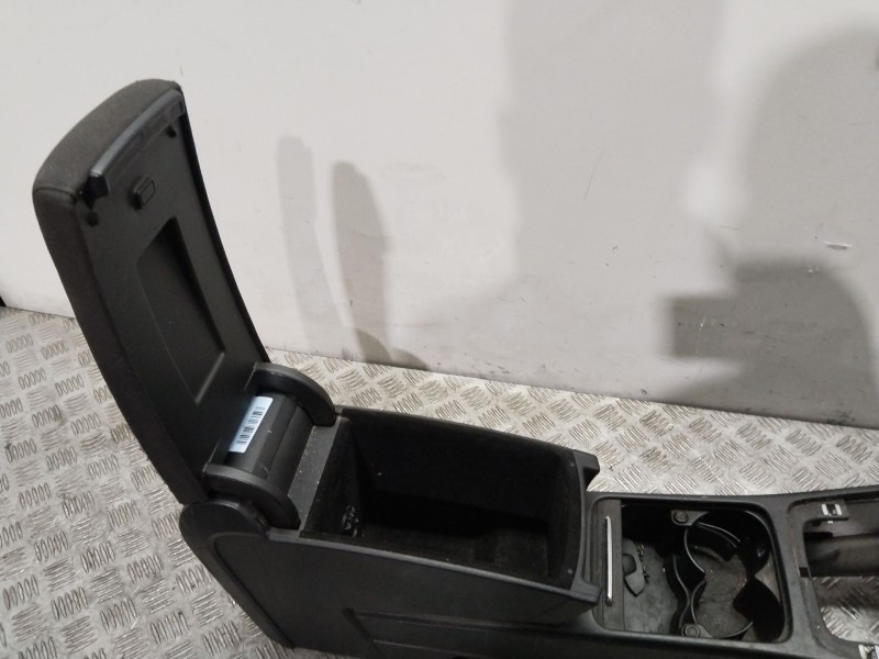 Recambio de consola central para volkswagen passat b6 (3c2) 2.0 tdi 16v referencia OEM IAM V0522402547  