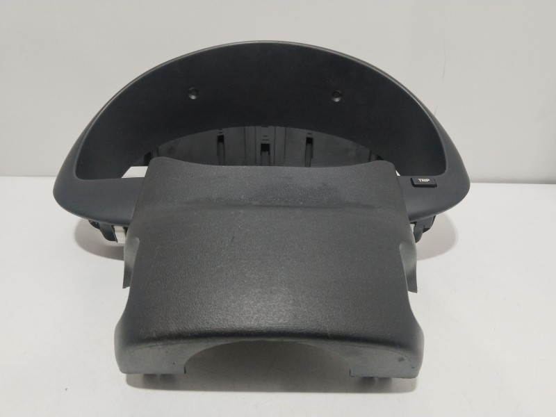 Recambio de cubierta bajo volante para hyundai i30 (fd) 1.6 crdi referencia OEM IAM 848502R000  