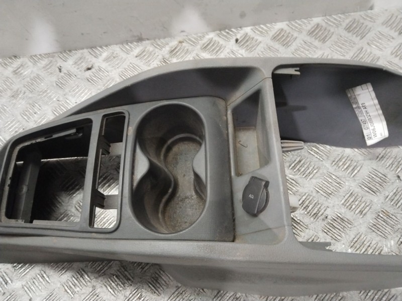 Recambio de apoyabrazos central para seat ibiza (6j5) reference referencia OEM IAM 6J0863243  