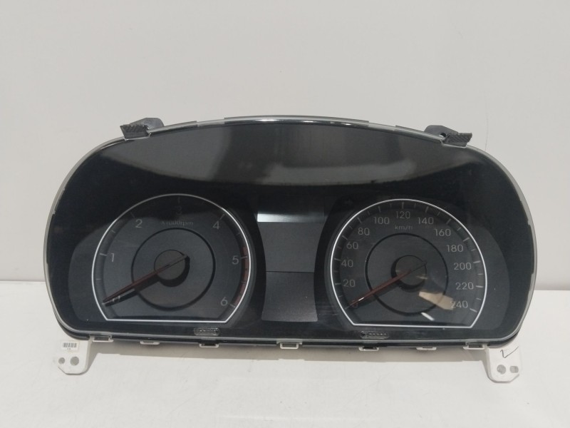 Recambio de cuadro instrumentos para hyundai i30 (fd) 1.6 crdi referencia OEM IAM 940232R230  