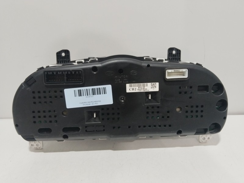 Recambio de cuadro instrumentos para hyundai i30 (fd) 1.6 crdi referencia OEM IAM 940232R230  