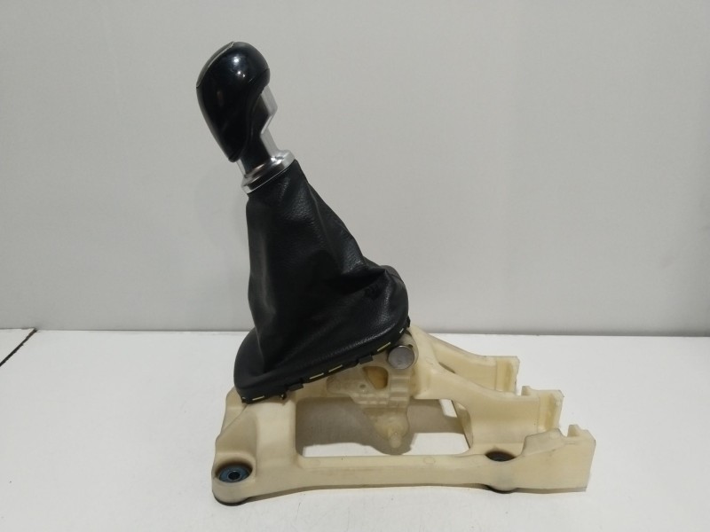 Recambio de palanca cambio para hyundai i30 (fd) 1.6 crdi referencia OEM IAM 437202H000  