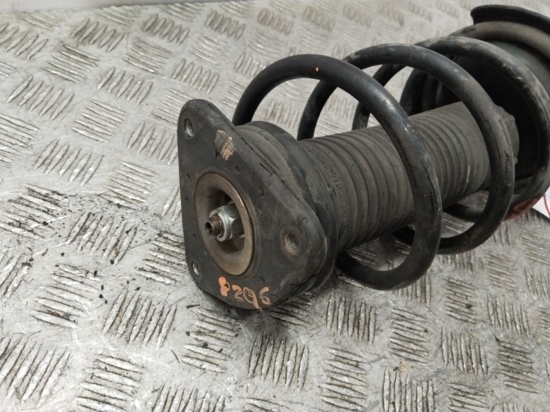 Recambio de amortiguador delantero derecho para volvo s40 berlina momentum referencia OEM IAM 31277589  