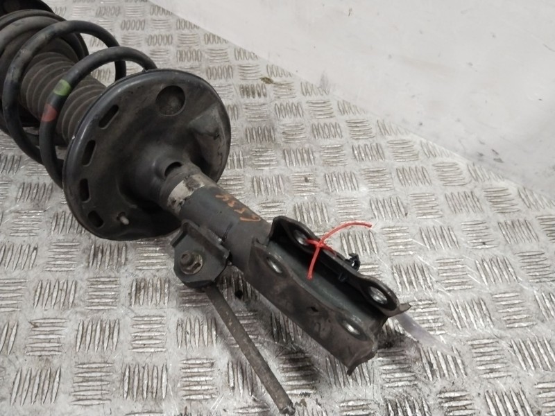 Recambio de amortiguador delantero izquierdo para toyota auris (_e15_) 2.0 d-4d (ade150_) referencia OEM IAM 4852009K40  