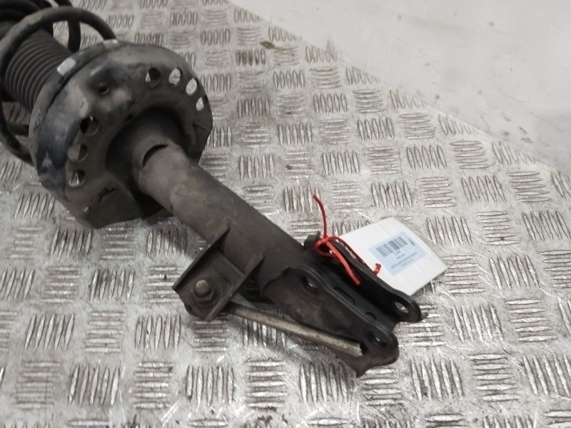 Recambio de amortiguador delantero derecho para hyundai i30 (fd) 1.6 crdi referencia OEM IAM 546612R450  