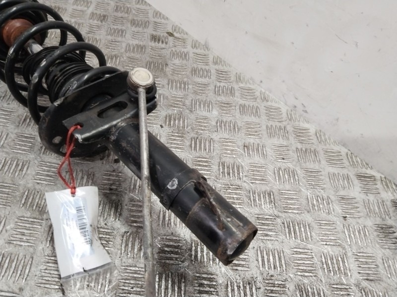 Recambio de amortiguador delantero izquierdo para volkswagen polo (9n1) conceptline referencia OEM IAM 6Q0413031BM  