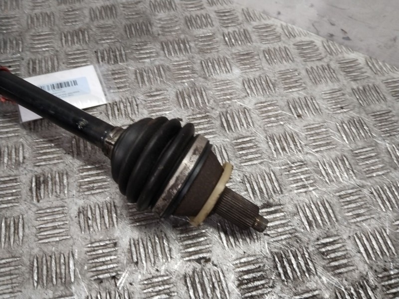 Recambio de transmision delantera izquierda para volkswagen polo (9n1) conceptline referencia OEM IAM 6Q0407271DC  