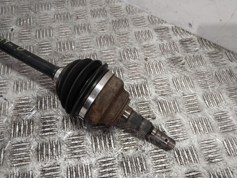 Recambio de transmision delantera derecha para opel zafira a elegance referencia OEM IAM 374328  