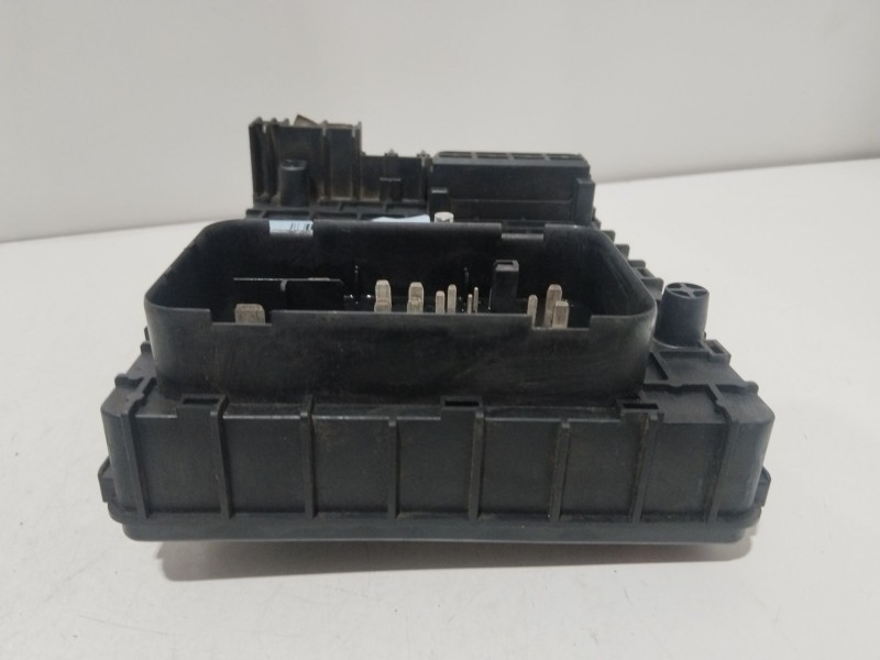 Recambio de caja reles / fusibles para volkswagen passat b6 (3c2) 2.0 tdi 16v referencia OEM IAM 3C0937125  