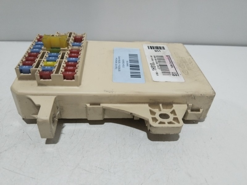 Recambio de caja reles / fusibles para hyundai i30 (fd) 1.6 crdi referencia OEM IAM 919501H510  