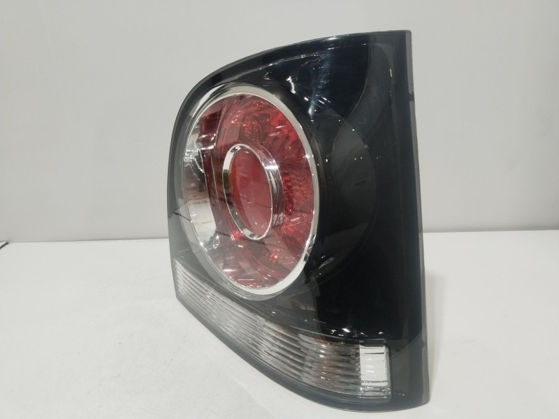 Recambio de piloto trasero derecho para volkswagen polo iv (9n_, 9a_) 1.8 gti referencia OEM IAM 6Q6945096AB  