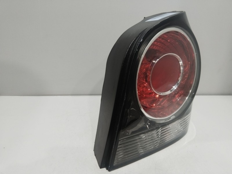 Recambio de piloto trasero derecho para volkswagen polo iv (9n_, 9a_) 1.8 gti referencia OEM IAM 6Q6945096AB  