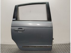 Recambio de puerta trasera derecha para ssangyong rodius i 2.7 xdi referencia OEM IAM 6300421101