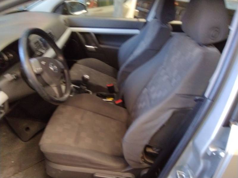 opel vectra c gts (z02) del año 2003