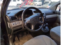 mitsubishi space wagon (n9_w, n8_w) del año 2002 2
