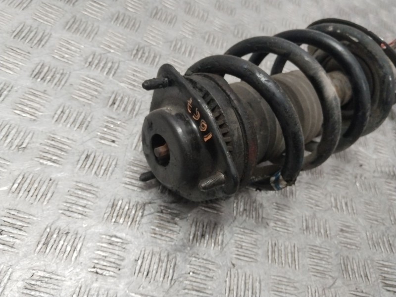 Recambio de amortiguador delantero izquierdo para dodge journey 2.0 crd referencia OEM IAM 68039643AA  