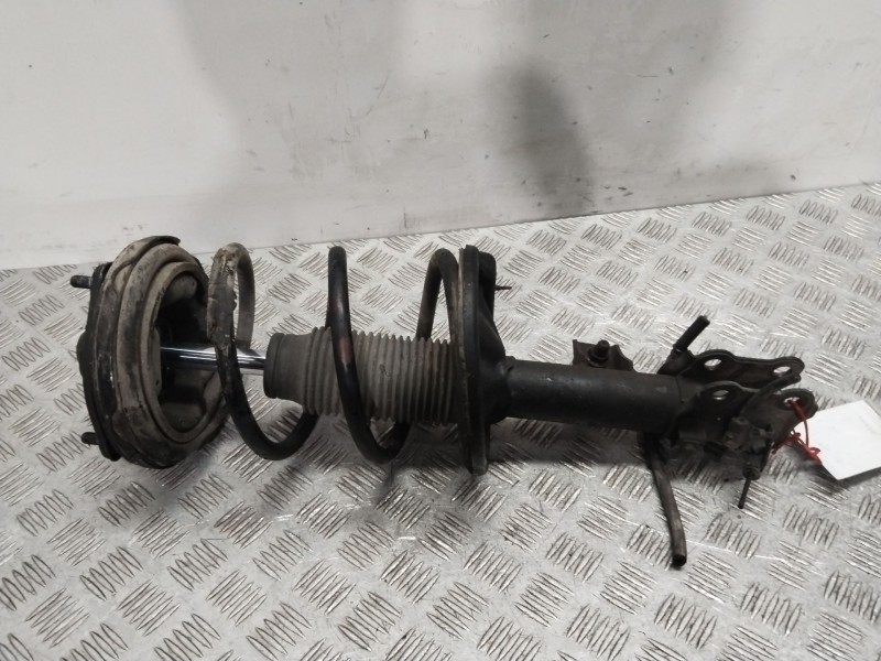 Recambio de amortiguador delantero izquierdo para kia carens (un) active referencia OEM IAM 546511D201  