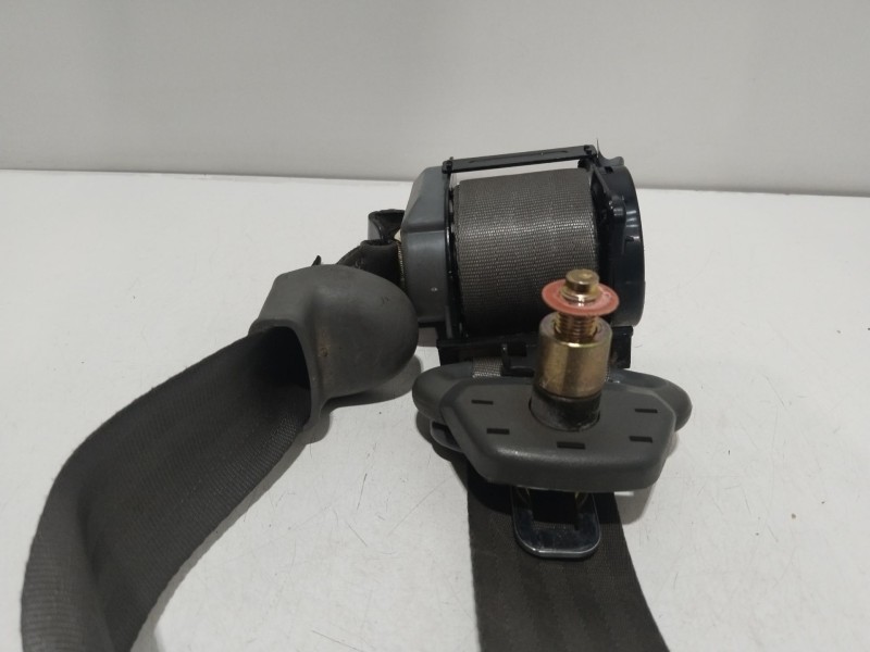 Recambio de cinturon seguridad trasero izquierdo para ssangyong rodius i 2.7 xdi referencia OEM IAM 7560121102EAJ  