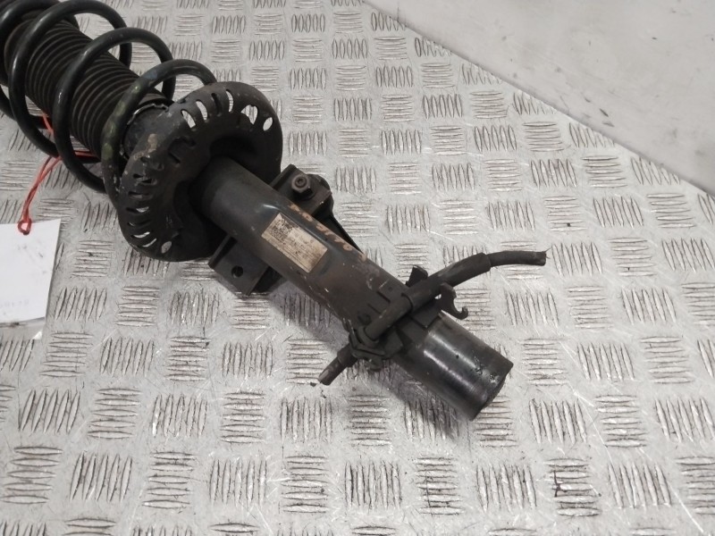 Recambio de amortiguador delantero derecho para skoda fabia iii (nj3) 1.0 referencia OEM IAM 6C0413031AN  
