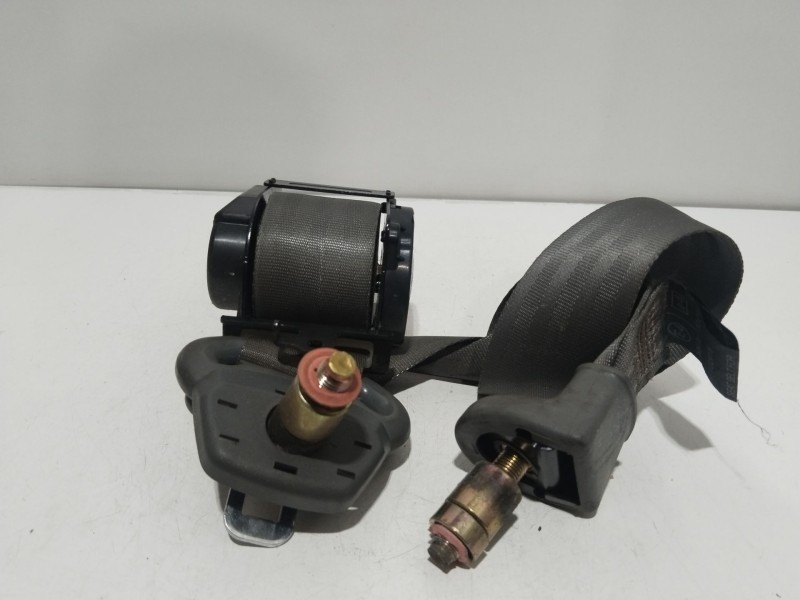 Recambio de cinturon seguridad trasero derecho para ssangyong rodius i 2.7 xdi referencia OEM IAM 7560221102EAJ  