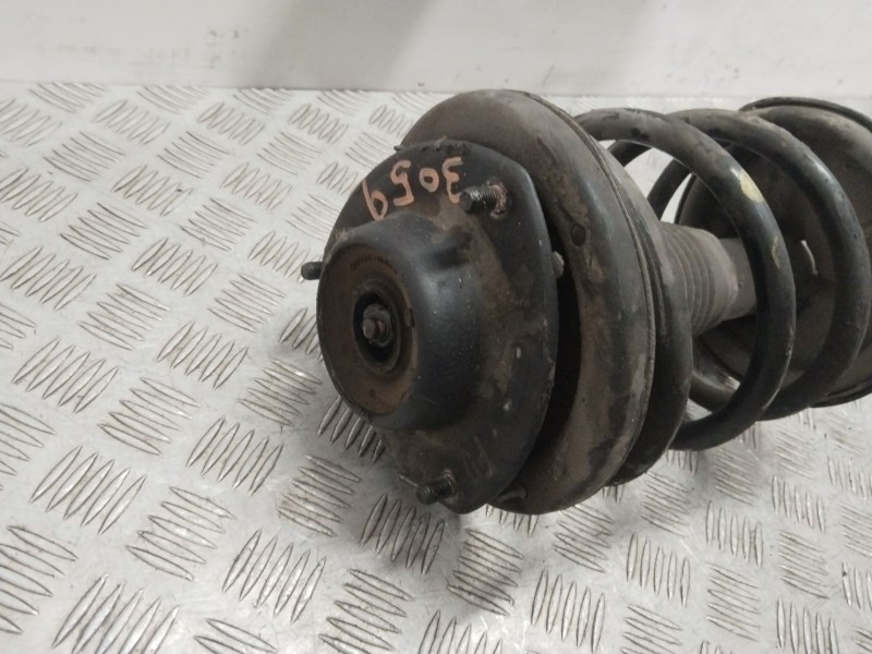 Recambio de amortiguador delantero derecho para hyundai trajet (fo) 2.0 gls referencia OEM IAM 546603A201   Recambio de amortiguador delantero derecho para hyundai trajet (fo) 2.0 gls referencia OEM IAM 546603A201