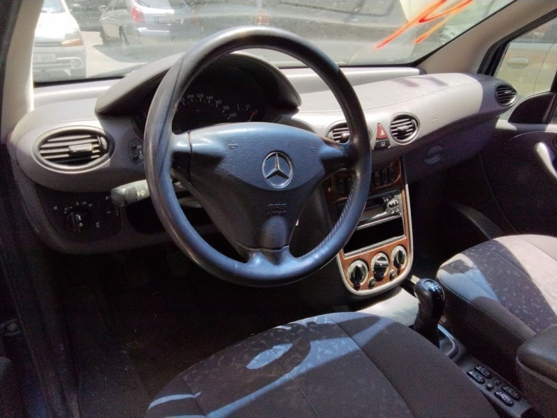 mercedes-benz clase a (w168) del año 2003