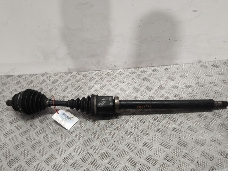 Recambio de transmision delantera derecha para volvo s60 berlina 2.4 d referencia OEM IAM 8252046  