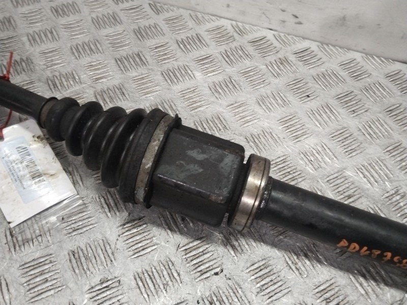 Recambio de transmision delantera derecha para volvo s60 berlina 2.4 d referencia OEM IAM 8252046  