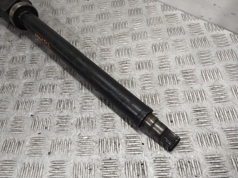 Recambio de transmision delantera derecha para volvo s60 berlina 2.4 d referencia OEM IAM 8252046  