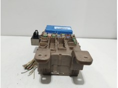 Recambio de caja reles / fusibles para toyota corolla (_e12_) 2.0 d-4d (cde120r_, cde120l_) referencia OEM IAM 8264102040  