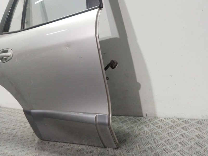 Recambio de puerta trasera derecha para hyundai santa fé i (sm) 2.4 16v referencia OEM IAM 7700426110  