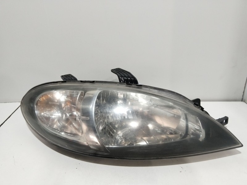 Recambio de faro derecho para chevrolet lacetti (j200) 1.4 16v referencia OEM IAM 96458812  