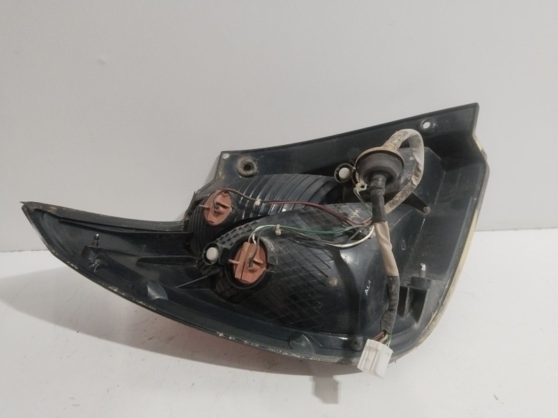 Recambio de piloto trasero derecho para kia rio ii (jb) 1.5 crdi referencia OEM IAM 92402-1G2  