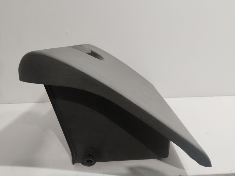 Recambio de guantera para hyundai santa fé i (sm) 2.4 16v referencia OEM IAM 8451026000  