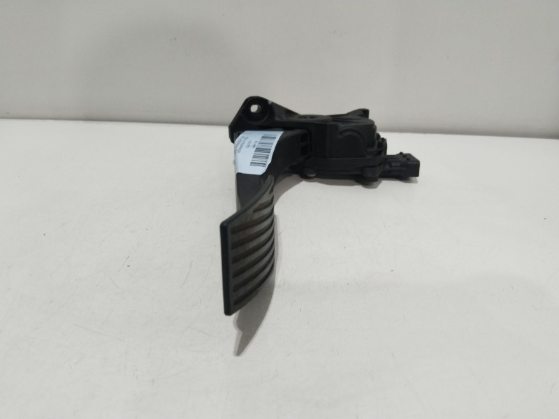 Recambio de pedal acelerador para opel insignia a (g09) 2.0 cdti (68) referencia OEM IAM 13237352  