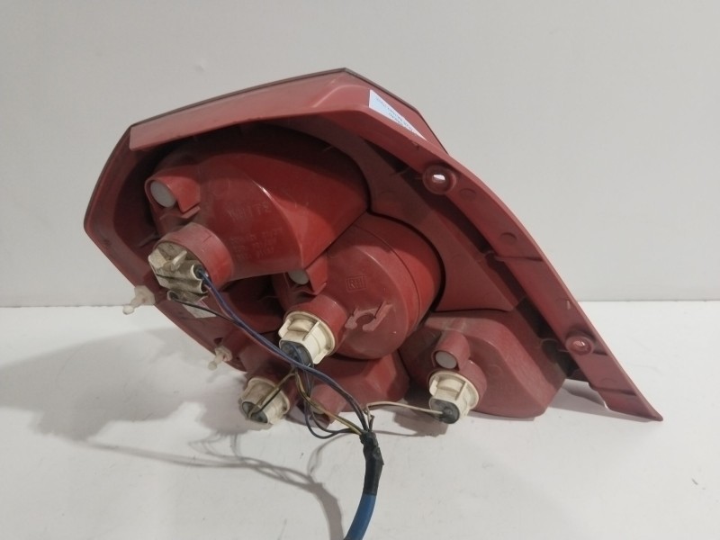 Recambio de piloto trasero derecho para chevrolet aveo / kalos hatchback (t200) 1.4 16v referencia OEM IAM 300267R  