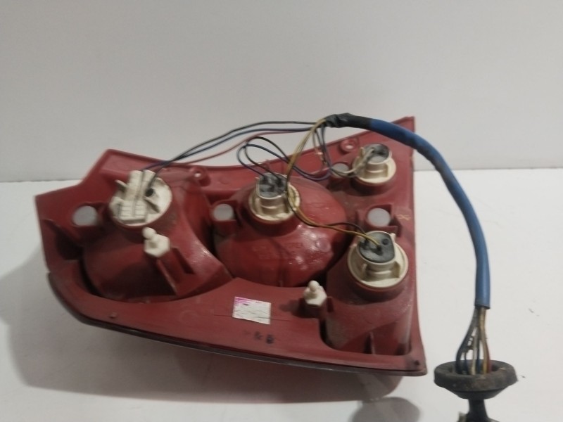 Recambio de piloto trasero derecho para chevrolet aveo / kalos hatchback (t200) 1.4 16v referencia OEM IAM 300267R  