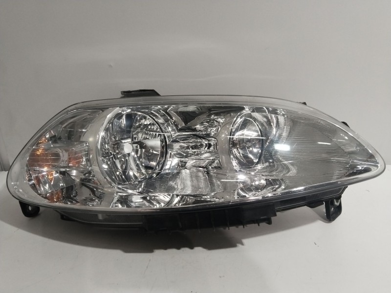 Recambio de faro derecho para fiat croma (194_) 2.4 d multijet referencia OEM IAM 51794658  
