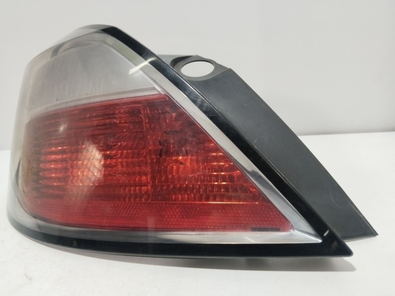 Recambio de piloto trasero izquierdo para opel astra h (a04) 1.7 cdti (l48) referencia OEM IAM 1222111  