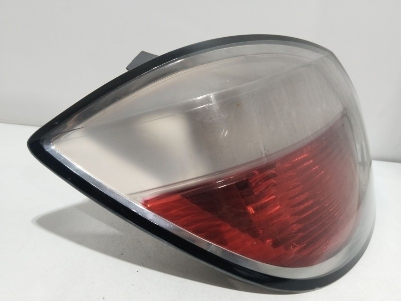 Recambio de piloto trasero izquierdo para opel astra h (a04) 1.7 cdti (l48) referencia OEM IAM 1222111  