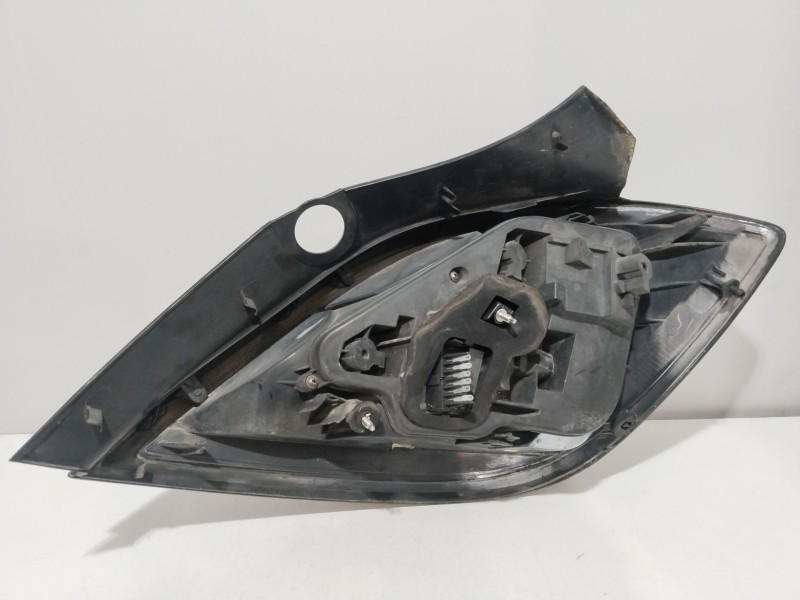 Recambio de piloto trasero izquierdo para opel astra h (a04) 1.7 cdti (l48) referencia OEM IAM 1222111  