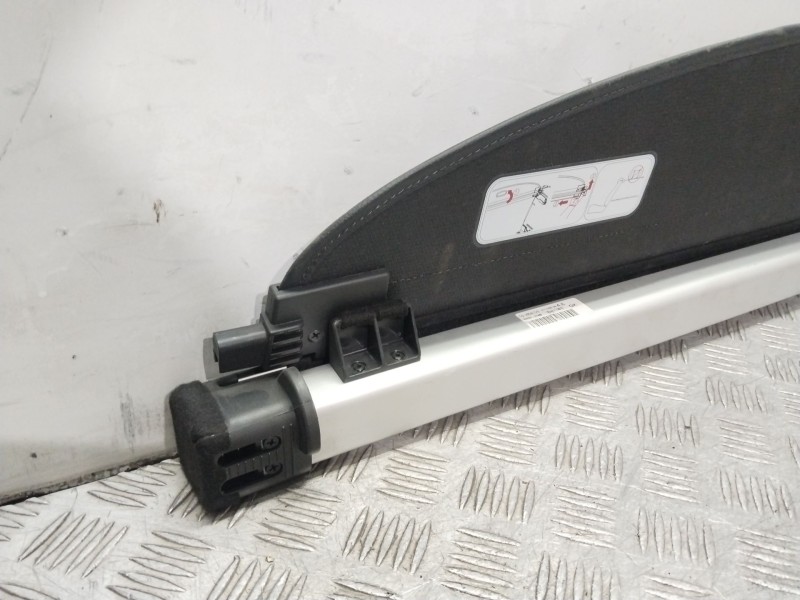 Recambio de bandeja trasera para kia ceed tourer (cd) 1.6 crdi 136 referencia OEM IAM 85930J7300WK  